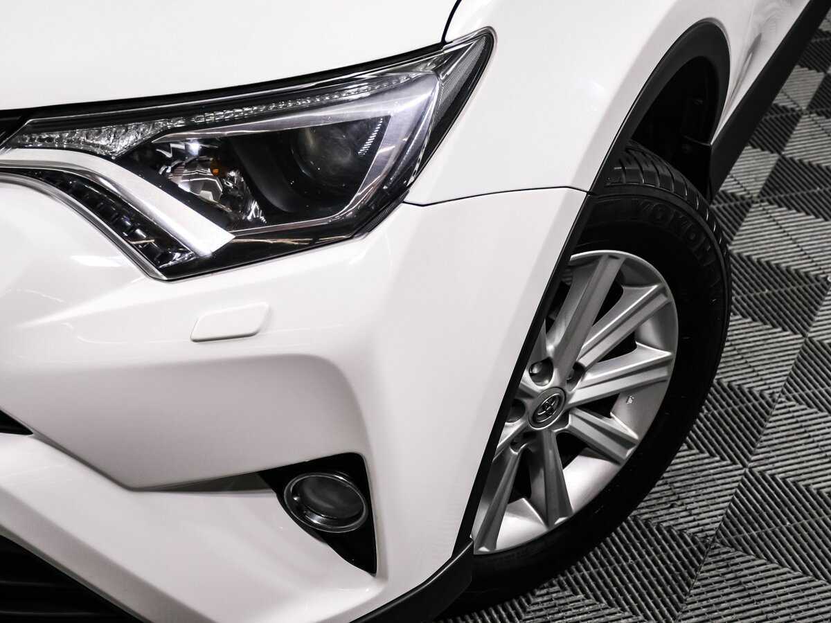 Купить Toyota RAV4, 2017, 168 947 км, фото №13