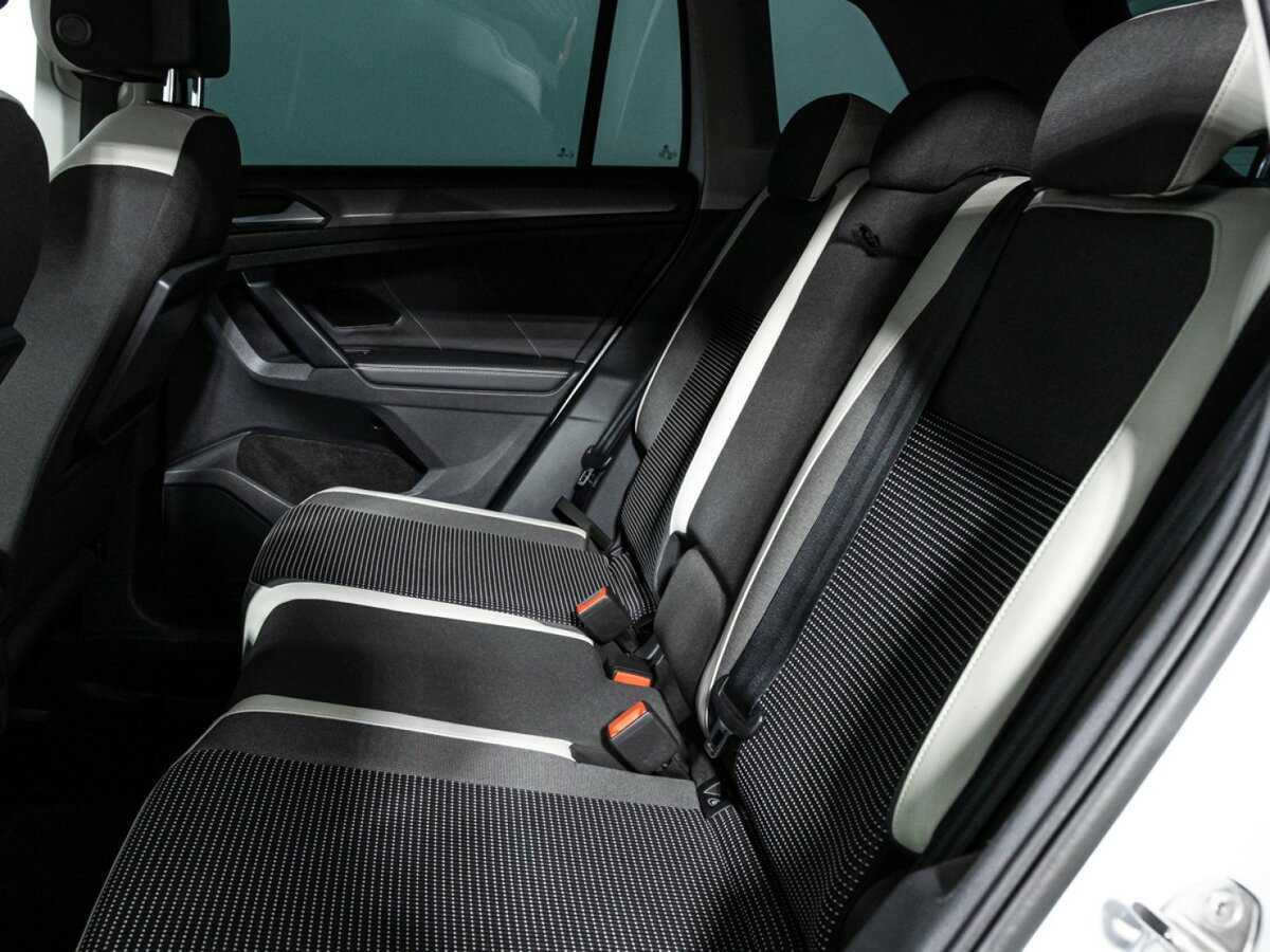 Купить Volkswagen Tiguan, 2020, 114 787 км, фото №10