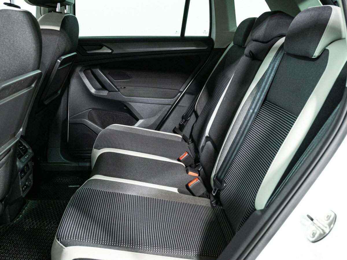 Купить Volkswagen Tiguan, 2018, 131 515 км, фото №10