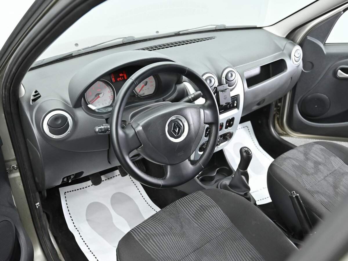 Купить Renault Logan, 2013, 187 000 км, фото №8