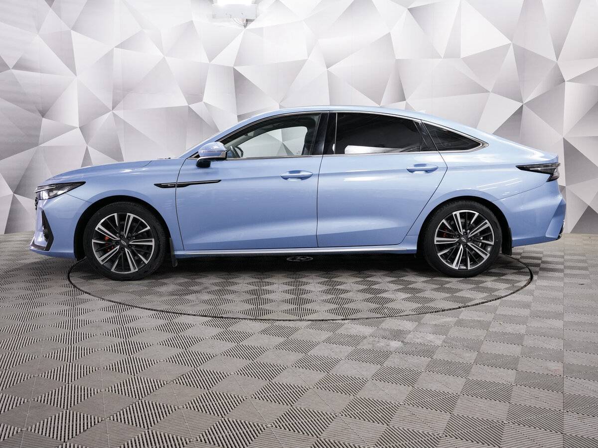 Chery Arrizo 8