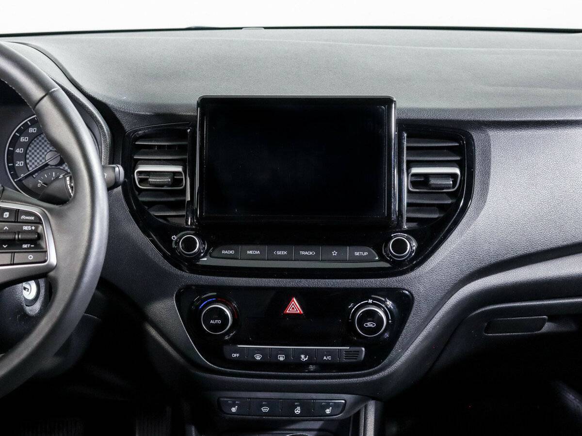 Купить Hyundai Solaris, 2021, 97 000 км, фото №13