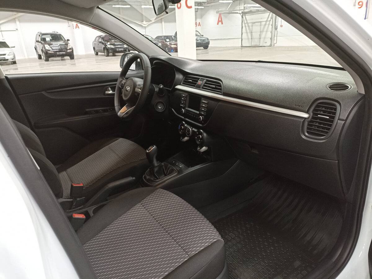 Купить Kia Rio, 2019, 70 139 км, фото №11