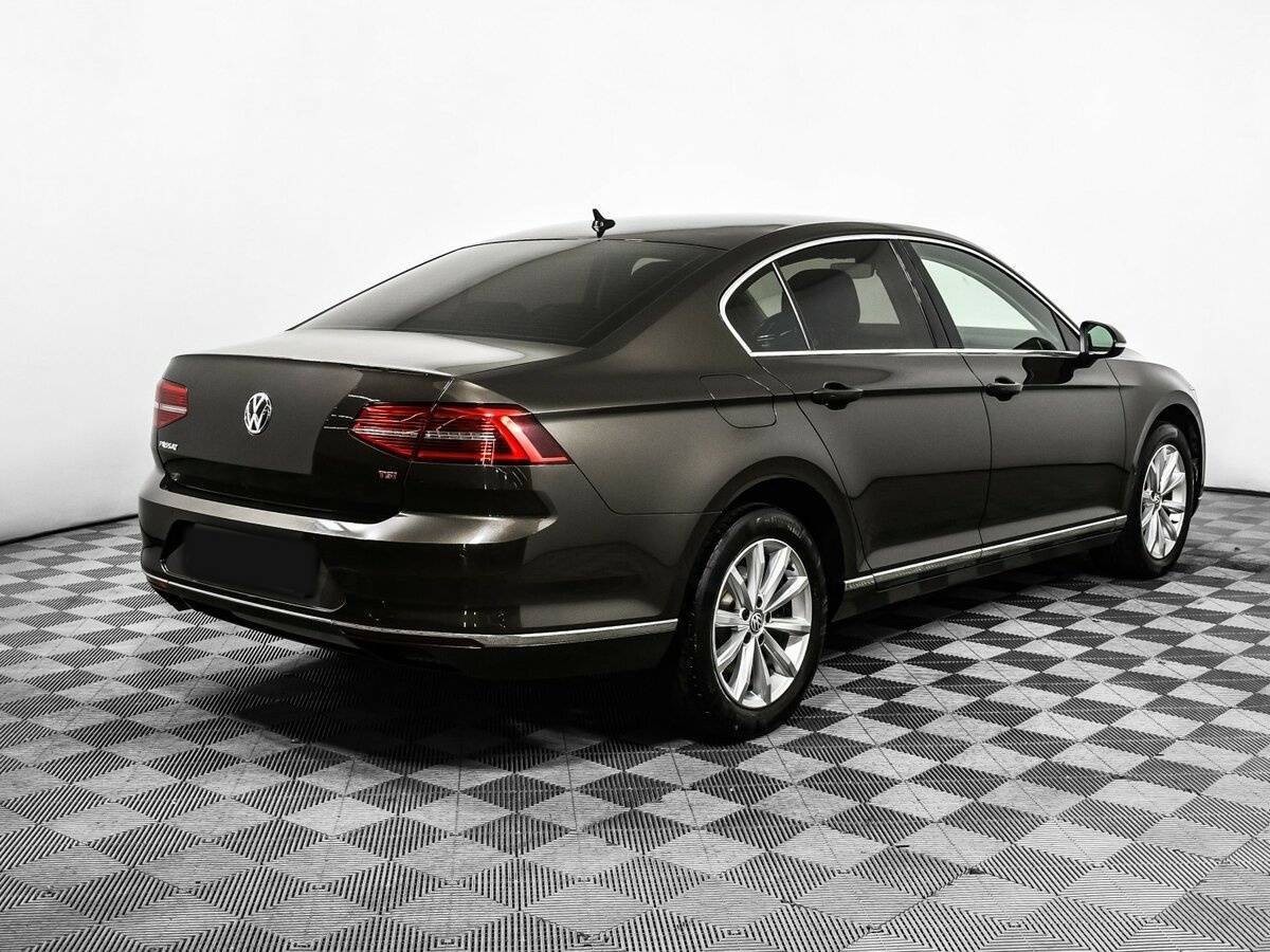 Купить Volkswagen Passat, 2017, 137 619 км, фото №5
