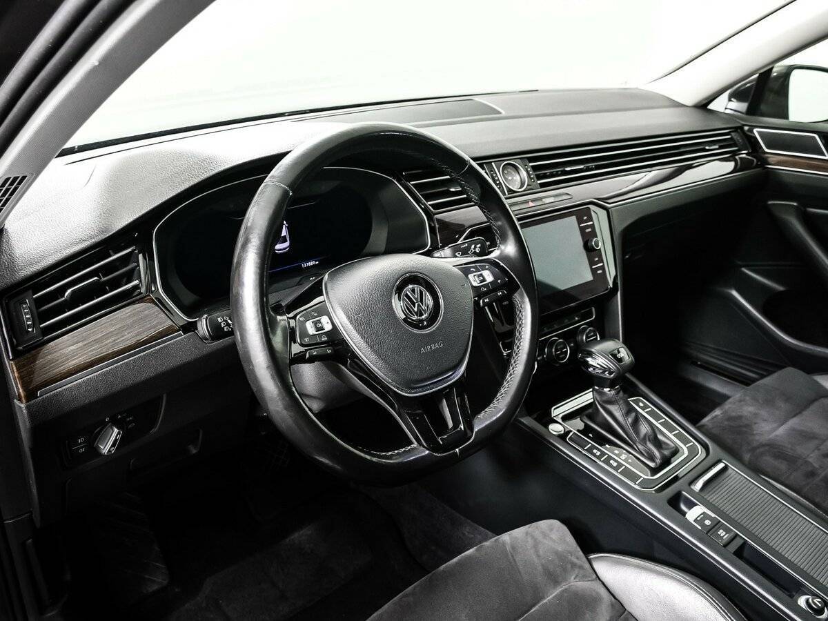 Купить Volkswagen Passat, 2017, 137 619 км, фото №13