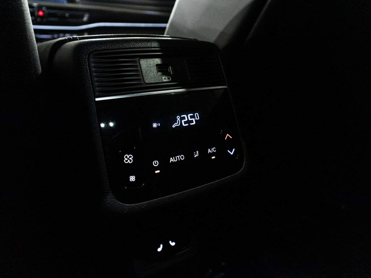 Купить Exeed VX, 2023, 61 567 км, фото №28