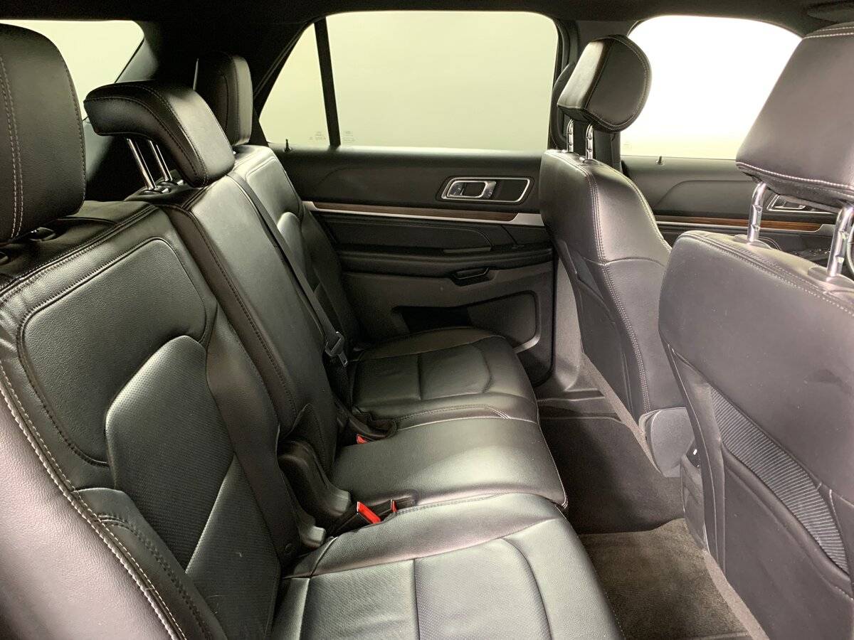 Купить Ford Explorer, 2017, 114 157 км, фото №17