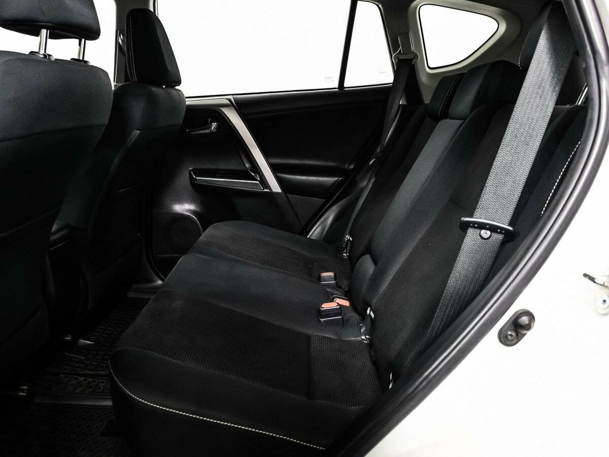 Купить Toyota RAV4, 2017, 118 617 км, фото №13