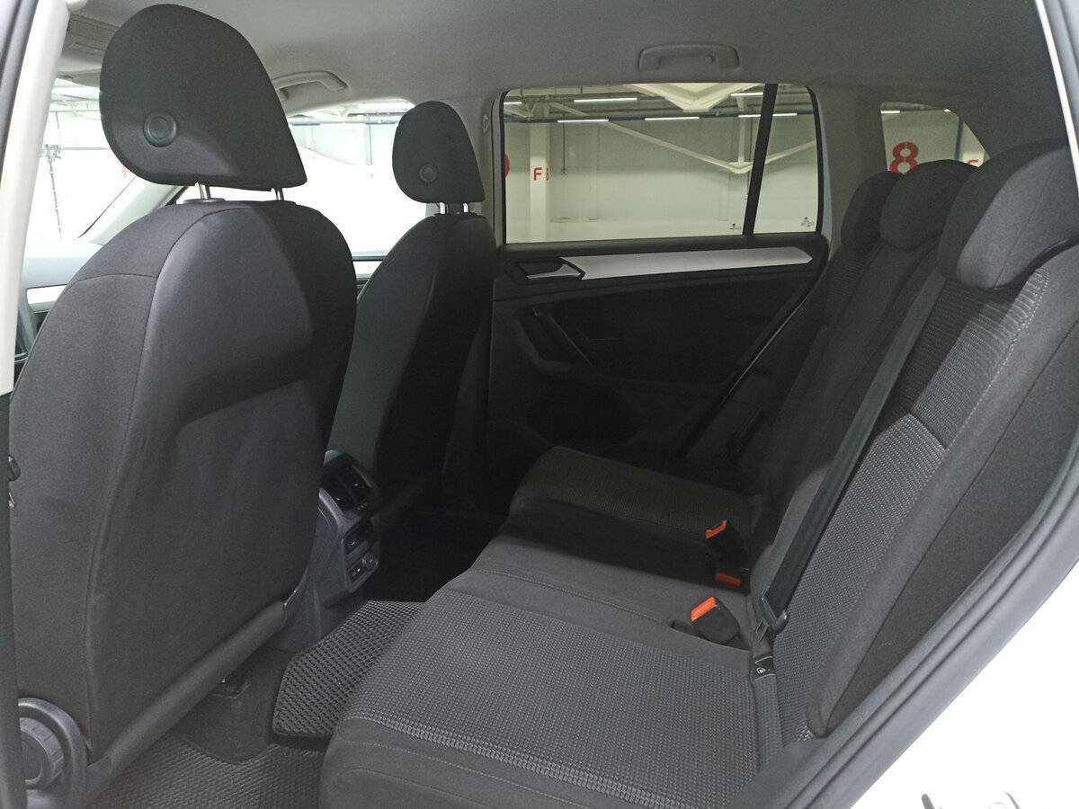 Купить Volkswagen Tiguan, 2019, 120 004 км, фото №12