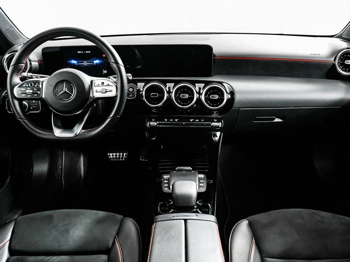 Купить Mercedes-Benz A-Класс 200, 2021, 32 773 км, фото №11