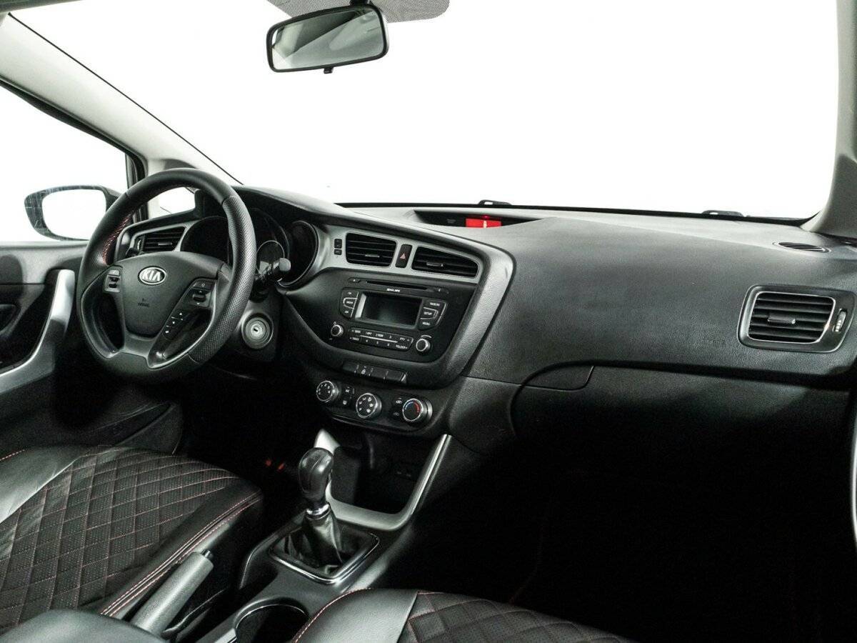 Купить Kia Ceed, 2013, 217 370 км, фото №9