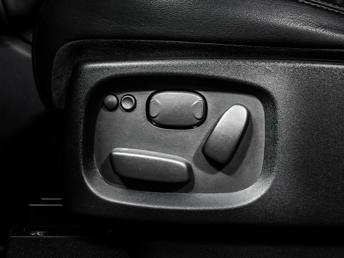 Купить Land Rover Discovery IV Рестайлинг, 2013, 265 583 км, фото №19