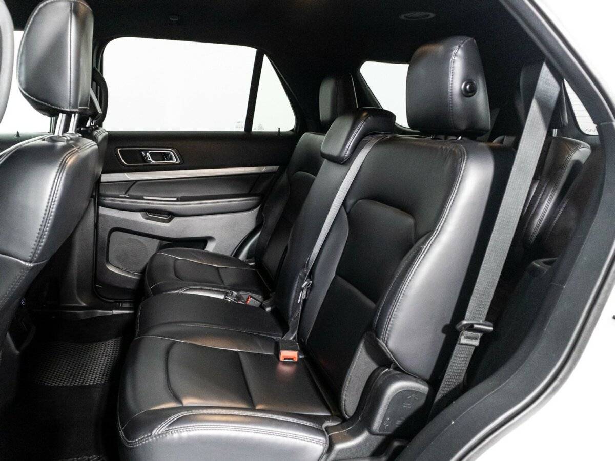 Купить Ford Explorer V Рестайлинг 2, 2019, 140 614 км, фото №8