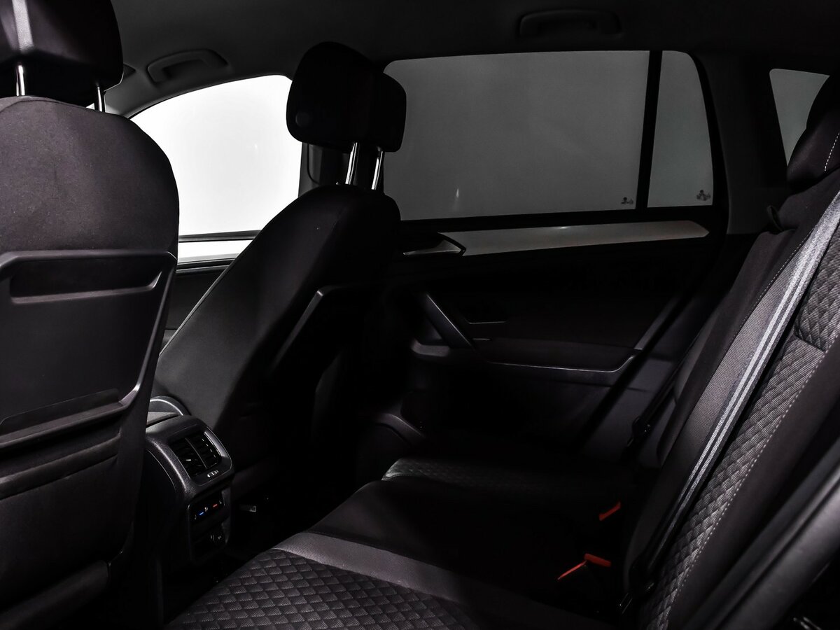 Купить Volkswagen Tiguan II, 2017, 148 304 км, фото №13