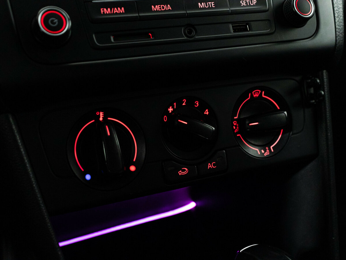 Купить Volkswagen Polo V, 2013, 218 450 км, фото №15