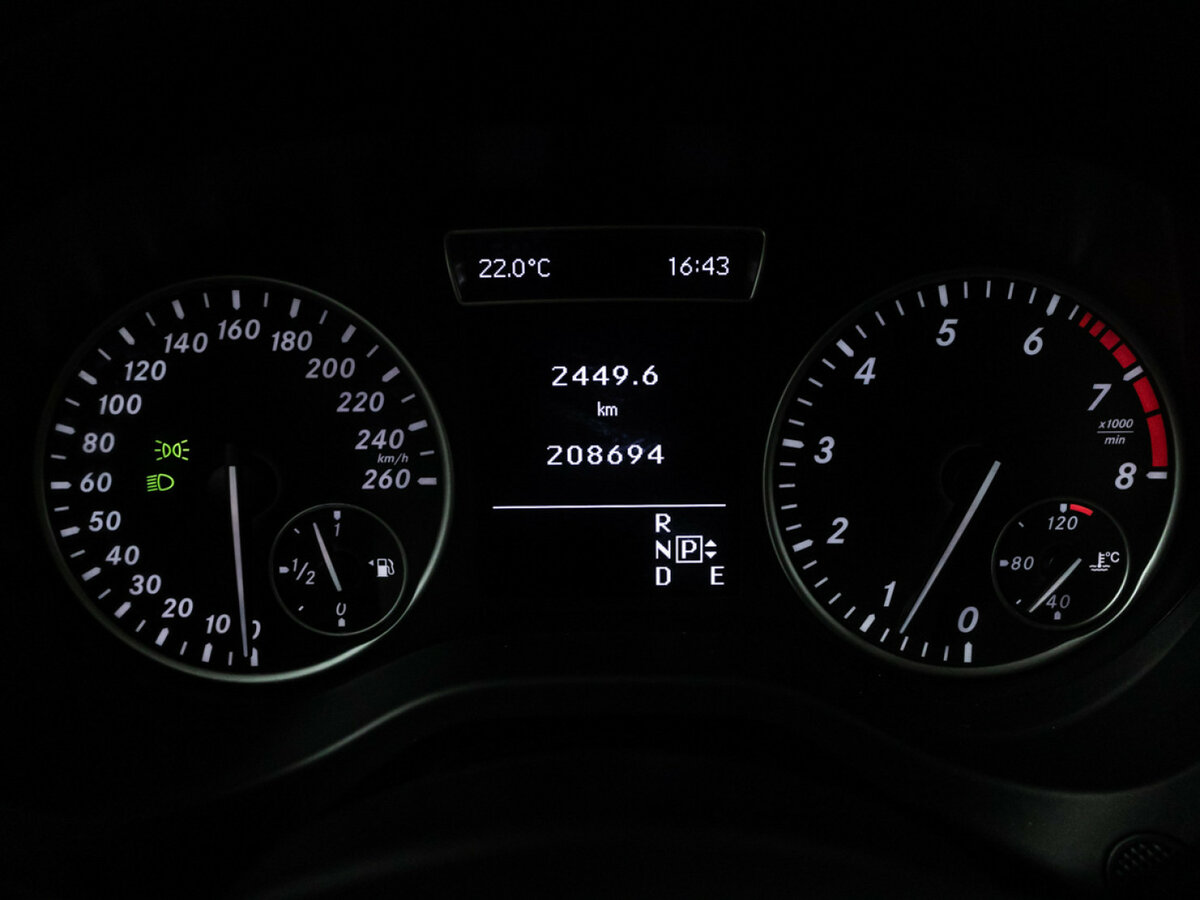 Купить Mercedes-Benz A-Класс 180 III (W176), 2013, 208 692 км, фото №12