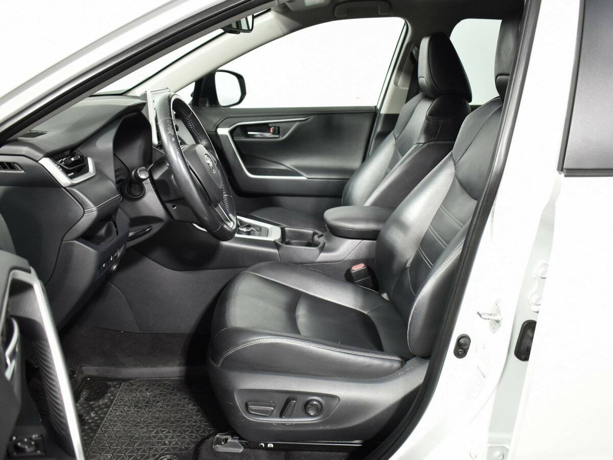 Купить Toyota RAV4 V (XA50), 2019, 93 916 км, фото №10