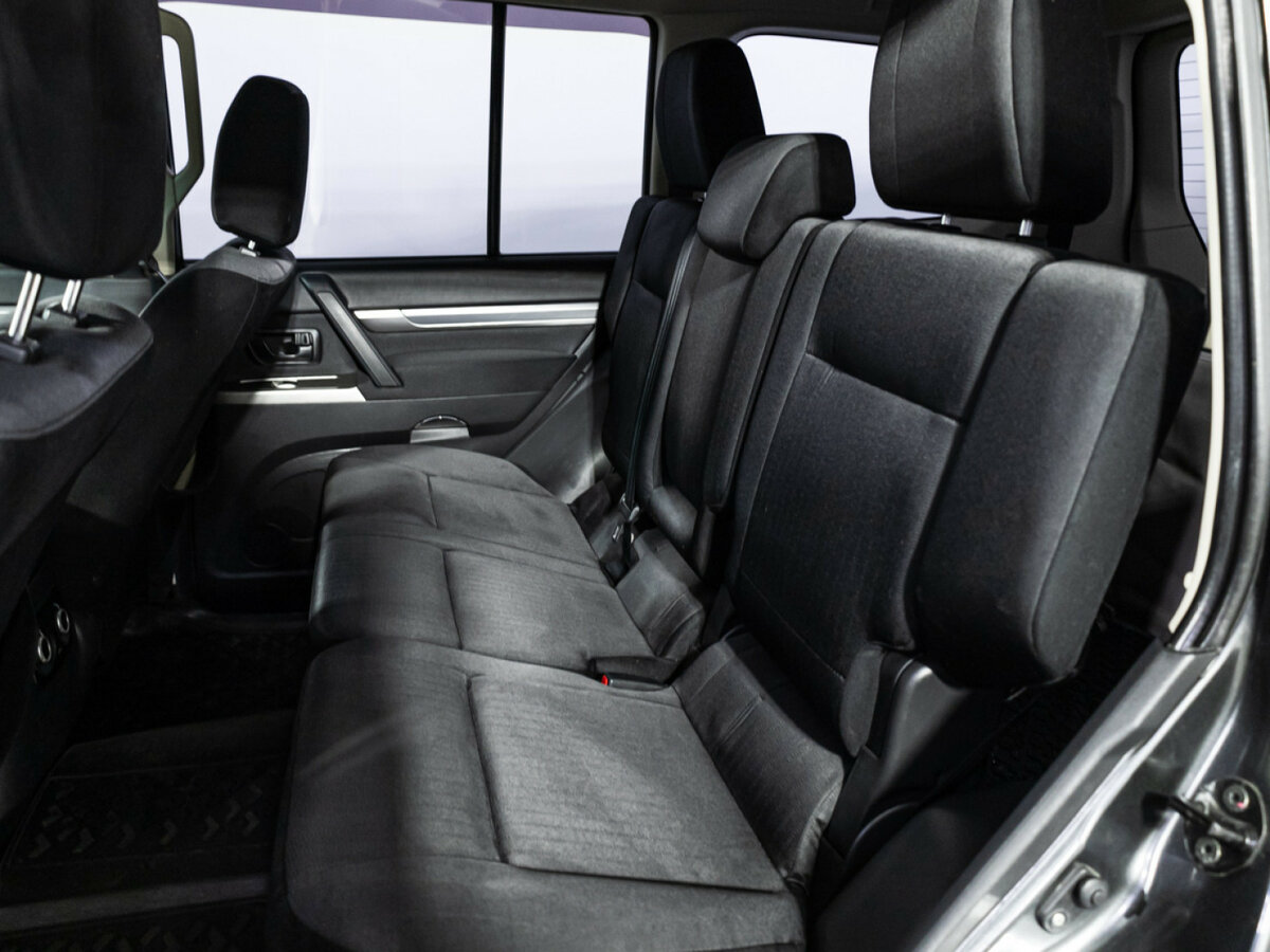 Купить Mitsubishi Pajero IV Рестайлинг 2, 2015, 130 585 км, фото №9