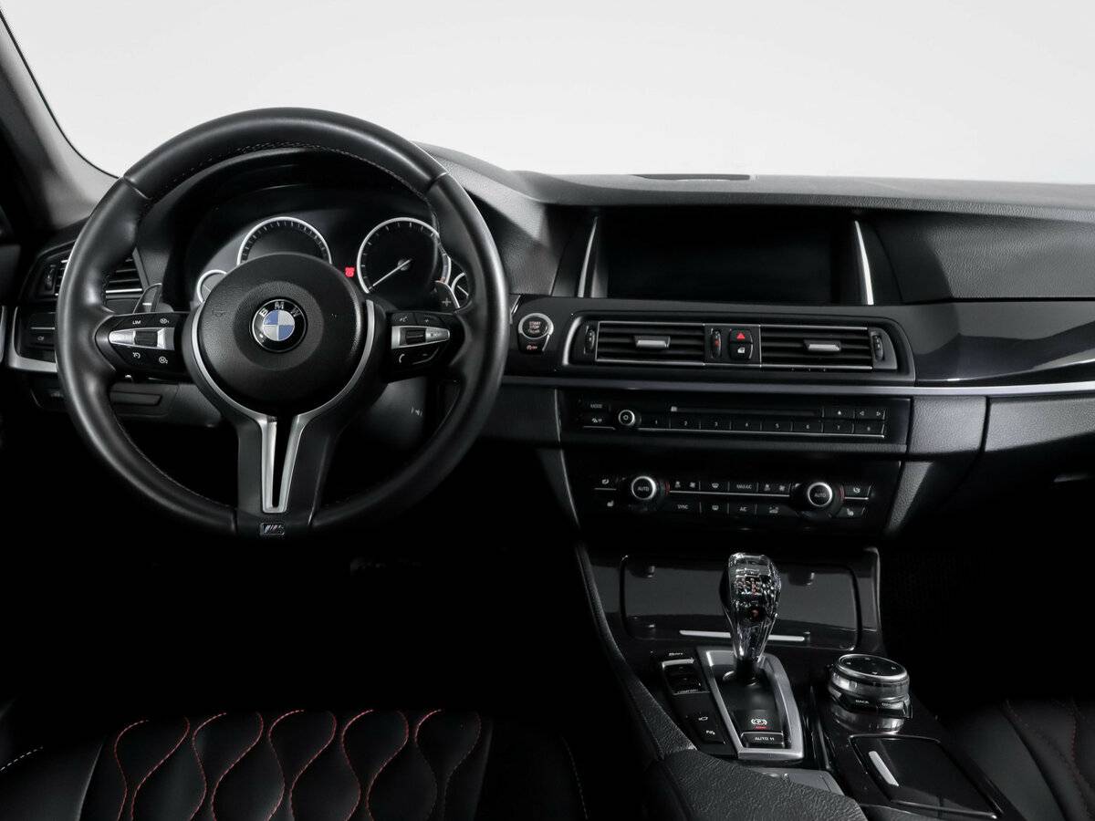 Купить BMW 5 серии 528i VI (F10/F11/F07) Рестайлинг, 2014, 135 764 км, фото №12