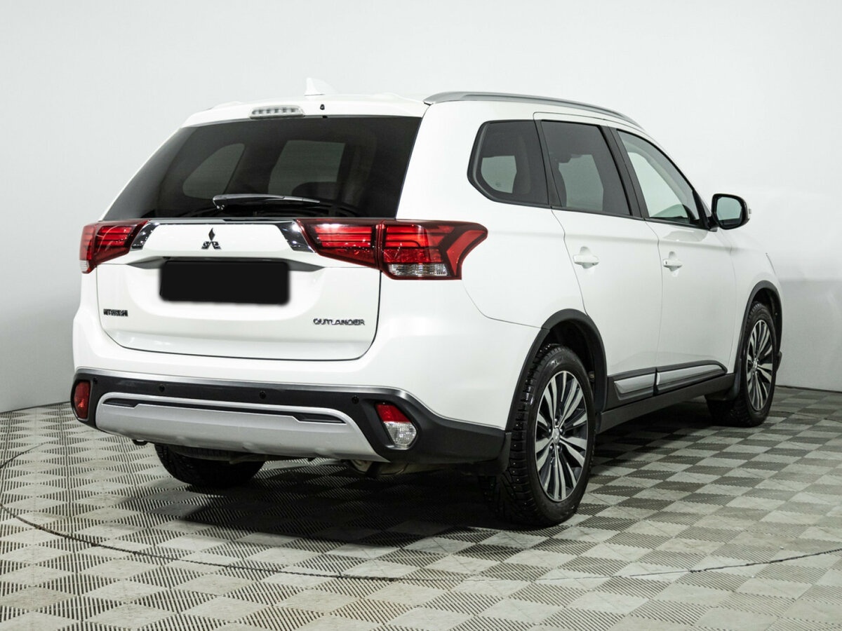 Купить Mitsubishi Outlander III Рестайлинг 3, 2018, 63 107 км, фото №4