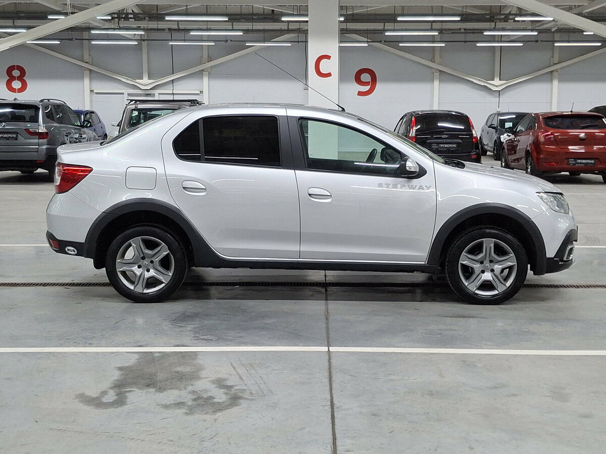 Купить Renault Logan Stepway II Рестайлинг, 2020, 71 871 км, фото №4